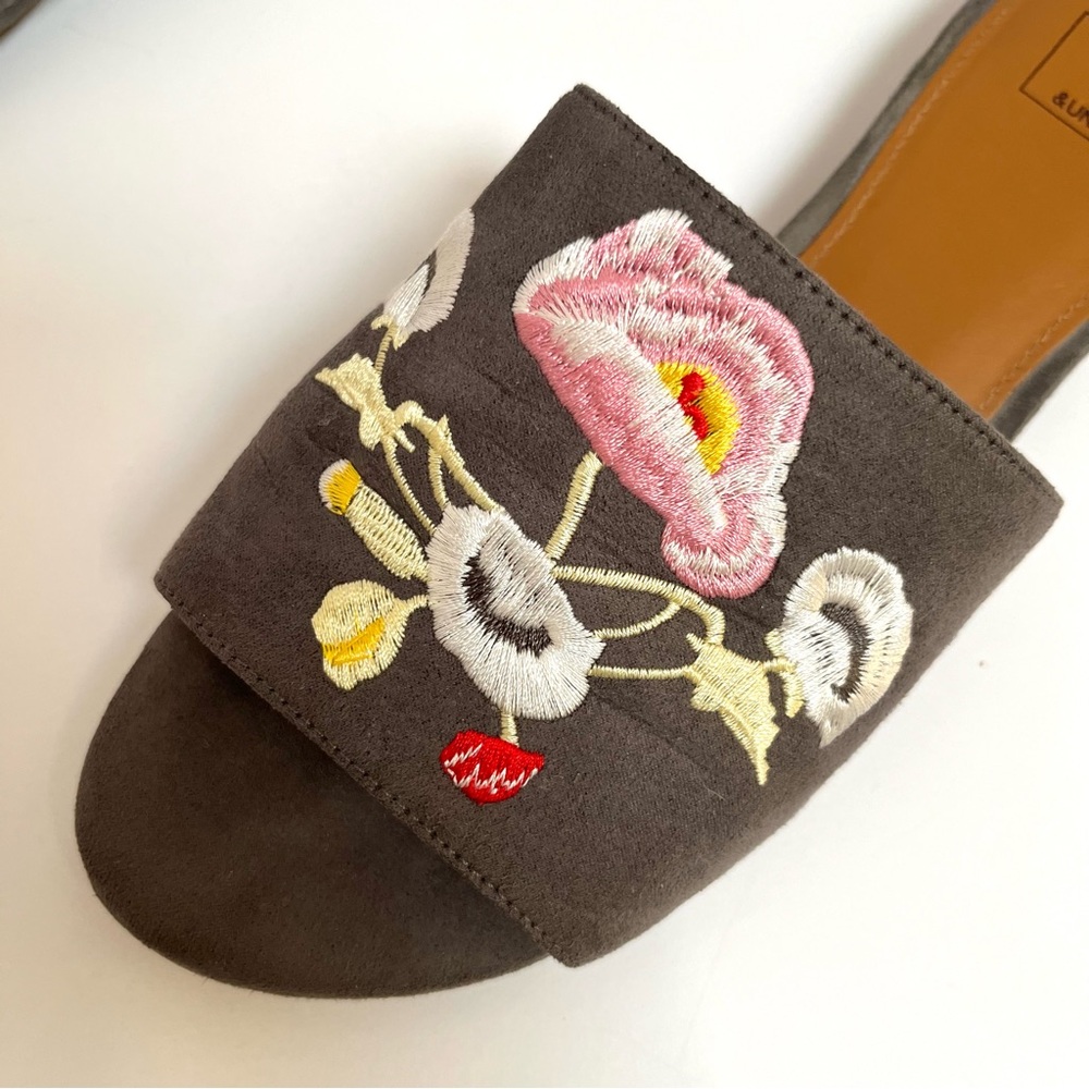 Suede & Embroidered Slides Size 7.5 •Nordstroms 14th & Union